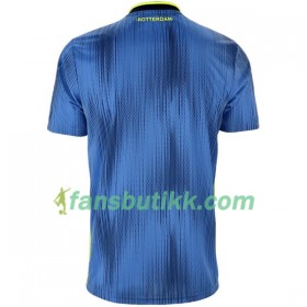 Fotballdrakt Feyenoord Rotterdam Bortetrøye 2019-2020 Kortermet